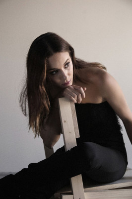 Troian Avery Bellisario pic #949248