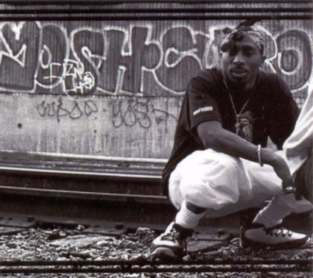 Tupac Shakur pic #60243