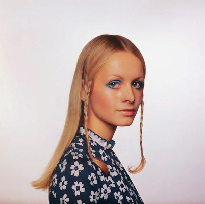 photo 8 in Twiggy gallery [id216809] 2009-12-21 00:00:00