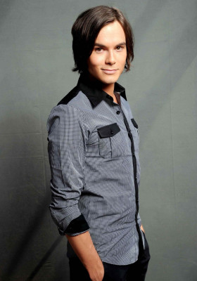 photo 15 in Tyler Blackburn gallery [id778694] 2015-06-07 00:00:00