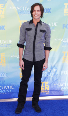 photo 6 in Tyler Blackburn gallery [id782072] 2015-06-28 00:00:00