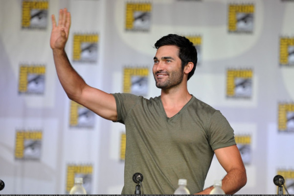 photo 5 in Hoechlin gallery [id750948] 2014-12-29 00:00:00