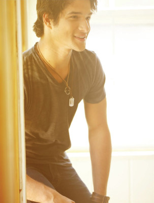 photo 26 in Tyler Posey gallery [id470425] 2012-04-04 00:00:00