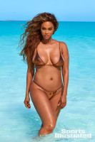Tyra Banks pic #1132820