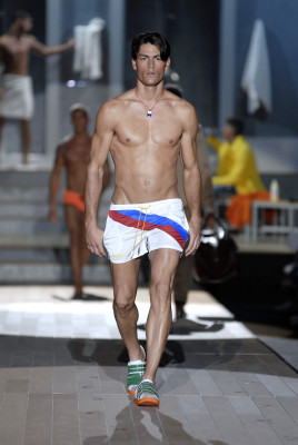 photo 6 in Tyson Ballou gallery [id557734] 2012-11-30 00:00:00