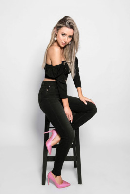 Una Healy pic #1115630