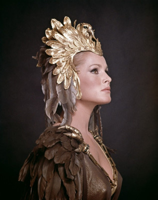 Ursula Andress pic #355917