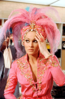 Ursula Mayes pic #351397