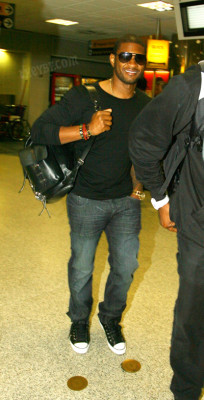 Usher pic #165429