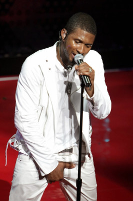 Usher pic #140389