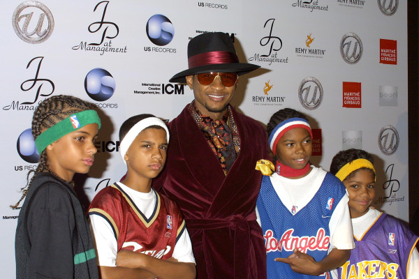 Usher pic #19746