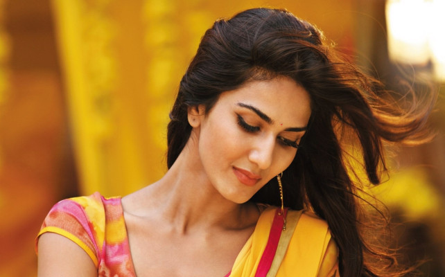Vaani Kapoor pic #1038321
