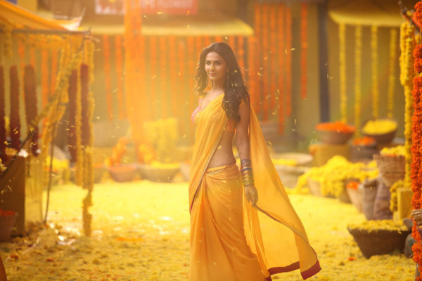 Vaani Kapoor pic #1038322