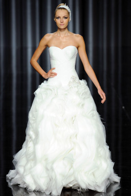 photo 5 in Valentina Zelyaeva gallery [id392649] 2011-07-18 00:00:00
