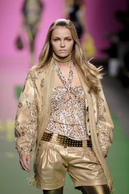 Valentina Zelyaeva pic #273416