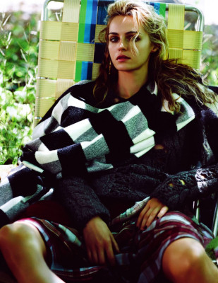 photo 26 in Valentina Zelyaeva gallery [id541432] 2012-10-11 00:00:00