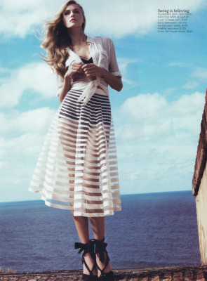 Valentina Zelyaeva pic #430565