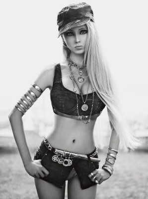 photo 10 in Valeria Lukyanova  gallery [id553487] 2012-11-19 00:00:00