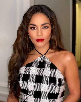 Vanessa Hudgens pic #1282114