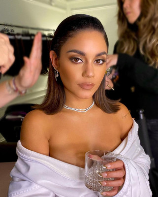 Vanessa Hudgens pic #1289053