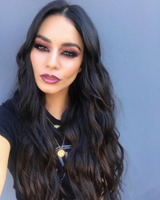 Vanessa Hudgens pic #1084192
