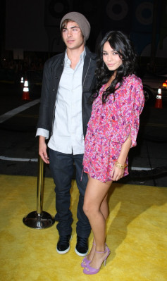 Vanessa Hudgens pic #284366