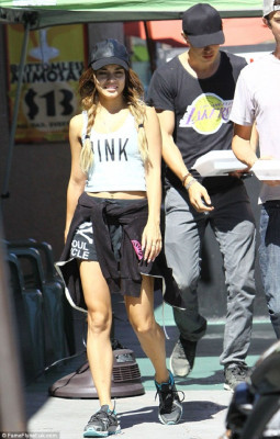Vanessa Hudgens pic #628670