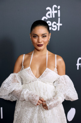 Vanessa Hudgens pic #1289068