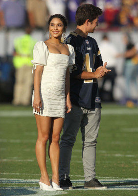 Vanessa Hudgens pic #1084632