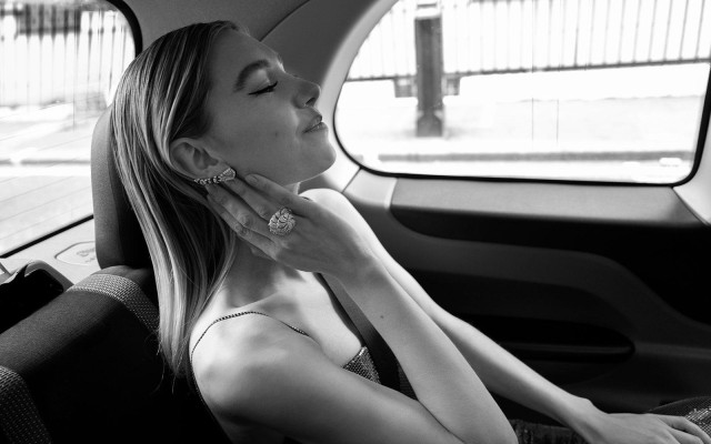 Vanessa Kirby pic #1253041