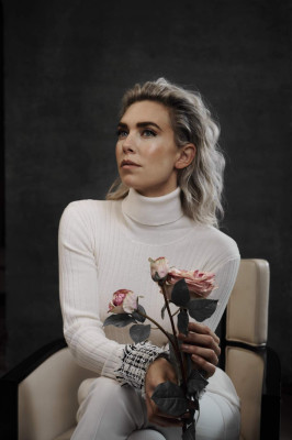 Vanessa Kirby pic #1337764