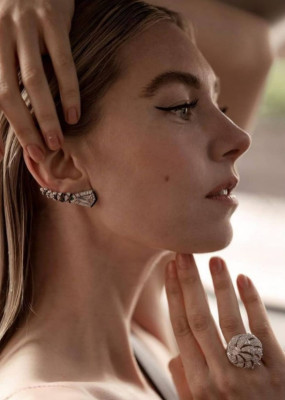 Vanessa Kirby pic #1253043