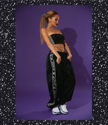 Vanessa Morgan pic #1012654
