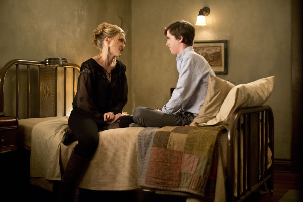 Vera Farmiga pic #1239130