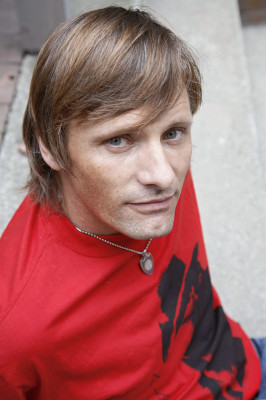photo 14 in Viggo gallery [id189802] 2009-10-13 00:00:00
