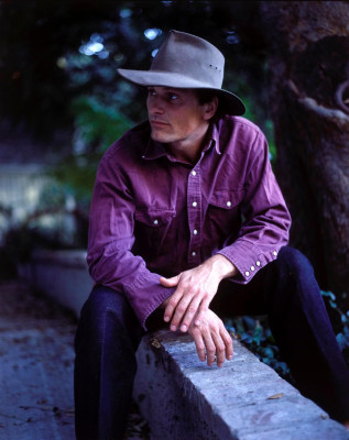 photo 12 in Viggo Mortensen gallery [id190423] 2009-10-15 00:00:00