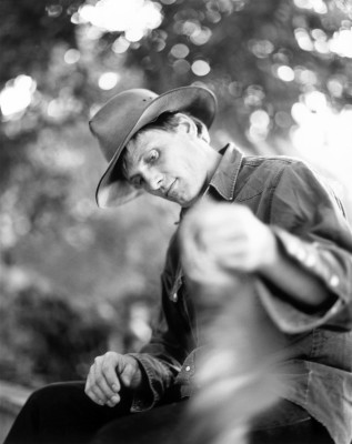 photo 11 in Viggo Mortensen gallery [id190425] 2009-10-15 00:00:00
