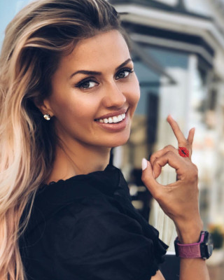 Viktoria Bonya pic #1130350