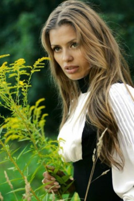 photo 24 in Viktoria Bonya gallery [id183007] 2009-09-23 00:00:00