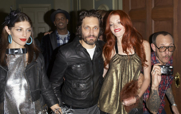 photo 6 in Vincent Gallo gallery [id210108] 2009-12-04 00:00:00