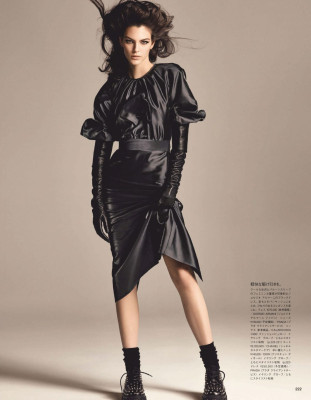 Vittoria Ceretti pic #1152697