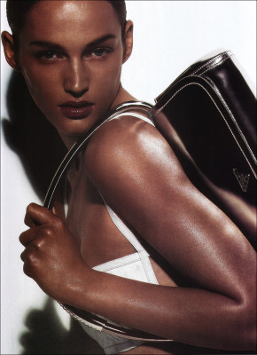 Vivien Solari pic #5275