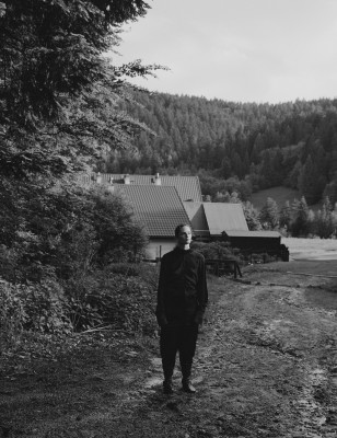 Vivien Solari for Vogue Poland July/August 2025 by Ina Lekiewicz Levy