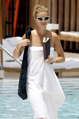 Whitney Port pic #487513