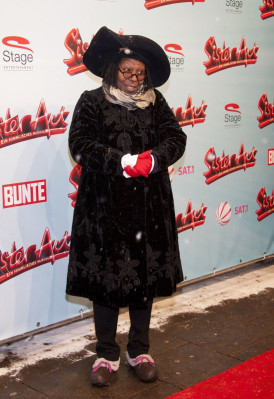 photo 18 in Whoopi Goldberg gallery [id312757] 2010-12-06 00:00:00