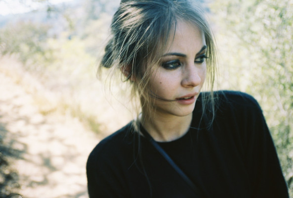 Willa Holland pic #215982