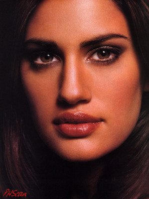 Yamila Diaz Rahi pic #1911