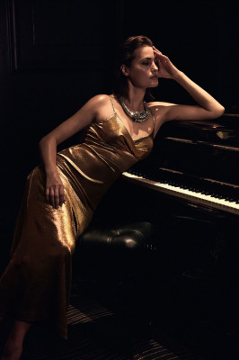 photo 4 in Yasmin Le Bon gallery [id723981] 2014-08-26 00:00:00