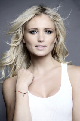 Yfke Sturm pic #926352