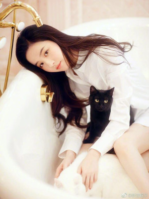 Yifei Liu pic #1120209